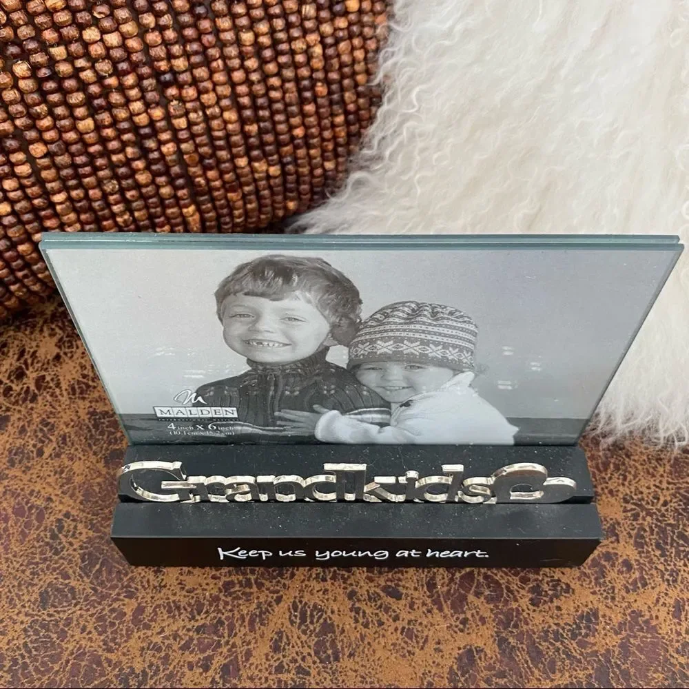Malden 4x6 Picture Frame Grandkids Keep Us Young At Heart Metal Wood Black Base